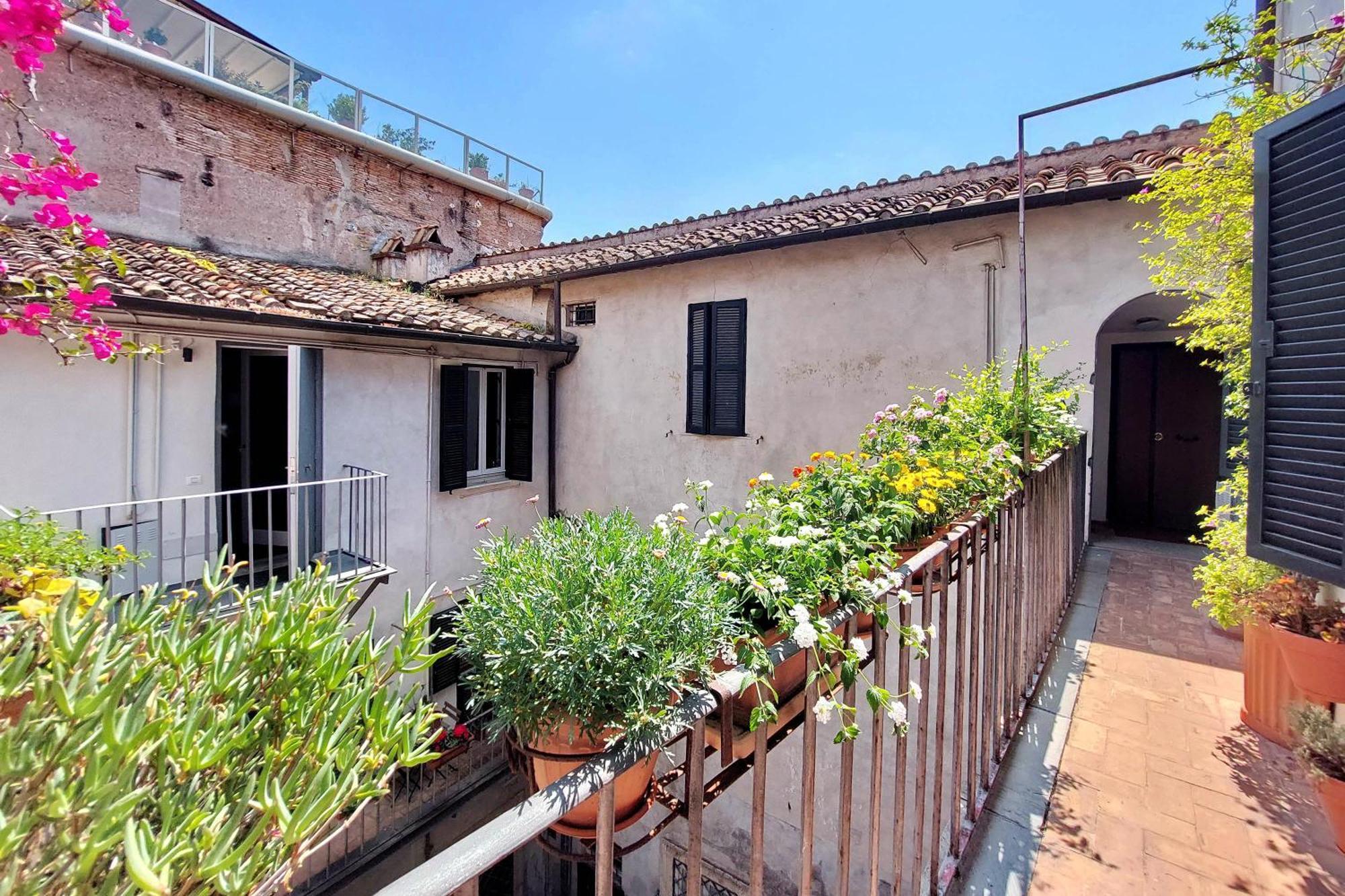 Montevecchio2 * Roma